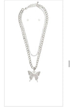 Load image into Gallery viewer, 💎 double butterfly 🦋 necklace 💎
